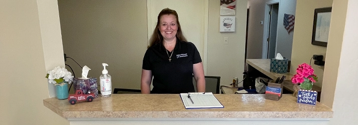 Chiropractor Frankfort KY Athanasia Angelopoulos At Front Desk